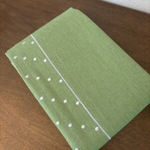 Episode NIP Poly Linen Feel Tablecloth Sage Green Polka Dots‎ Rectangle 60"x10"